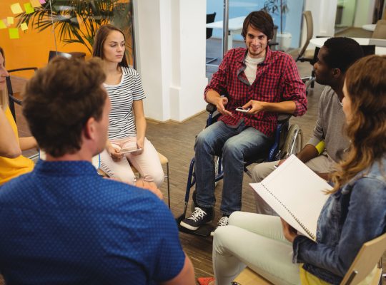 Prevención de adicciones en centros educativos: estrategias y talleres educativos en Llerena